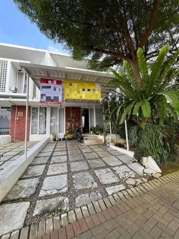 dijual rumah bonus furnish lokasi the oz tidar malang