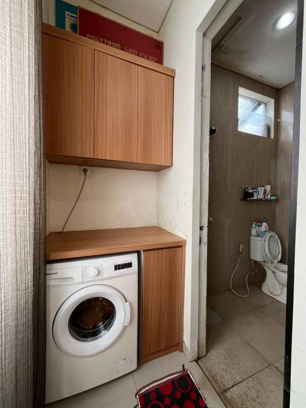 dijual rumah bonus furnish lokasi the oz tidar malang