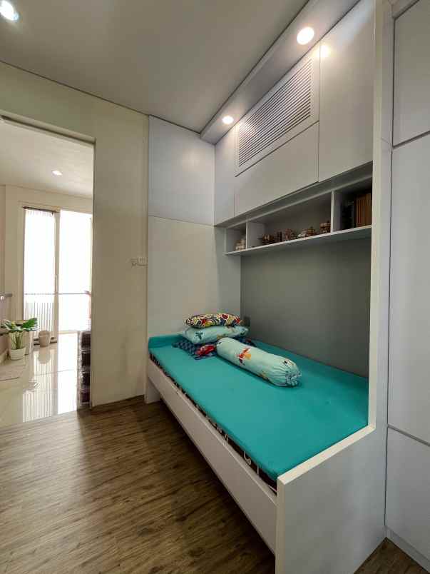 dijual rumah bonus furnish lokasi the oz tidar malang