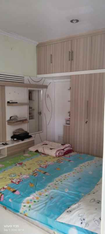 dijual rumah bukit wahid