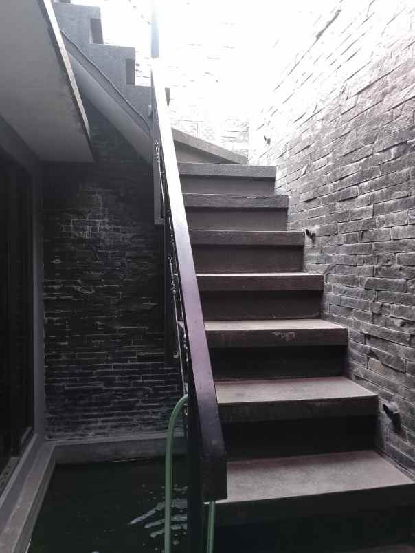 dijual rumah bumi panyawangan estate