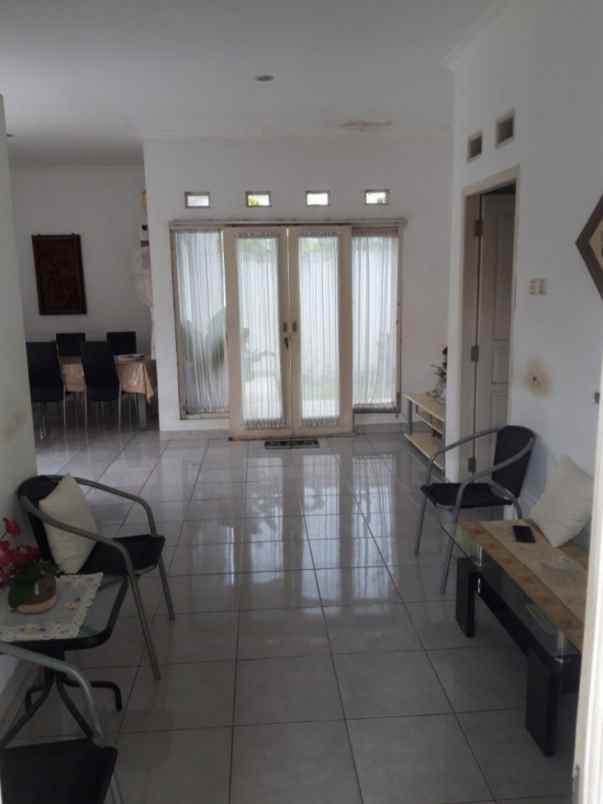 dijual rumah cemara rengas ciputat