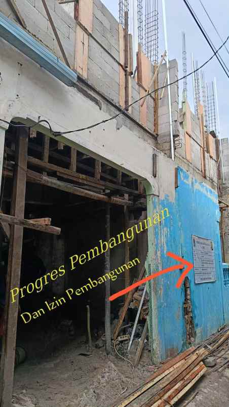 dijual rumah cempaka mas