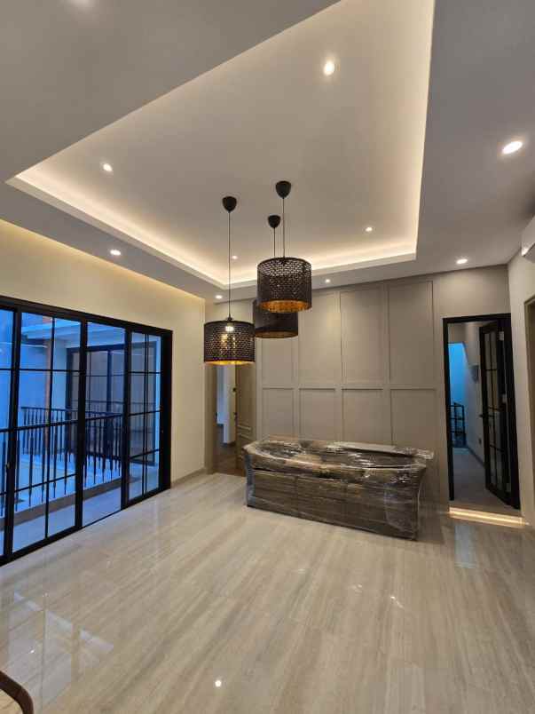 dijual rumah cempaka putih timur