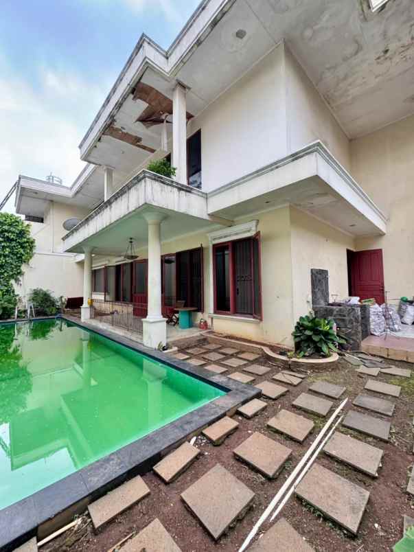 dijual rumah cilandak barat