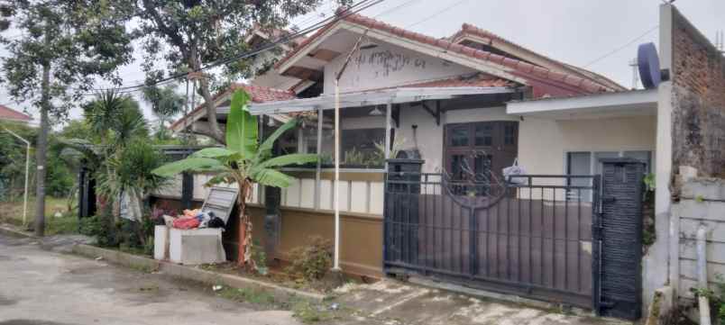 dijual rumah cinere depok