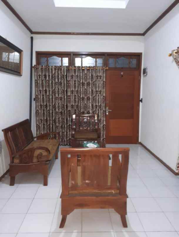 dijual rumah cipinang