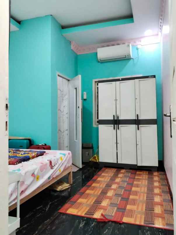 dijual rumah cipinang cempedak