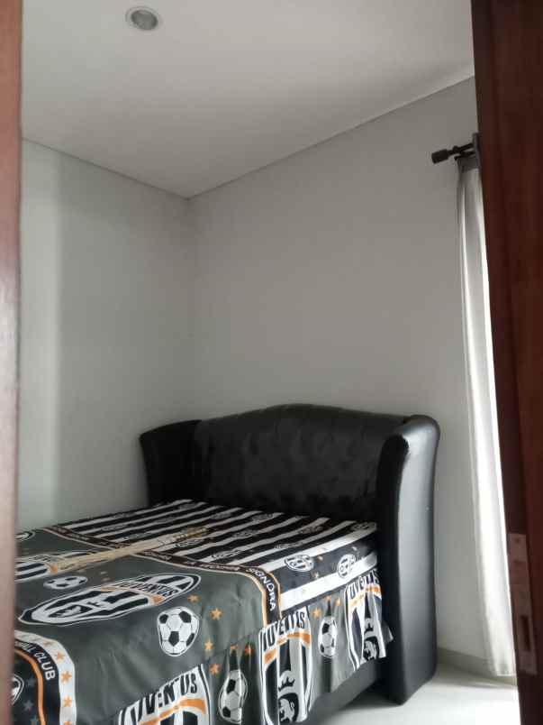 dijual rumah cluster cipageran cimahi