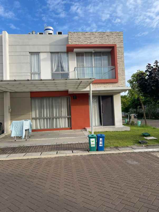 dijual rumah cluster hawai pik2