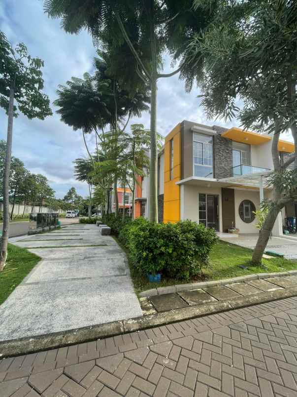 dijual rumah cluster miami pik2