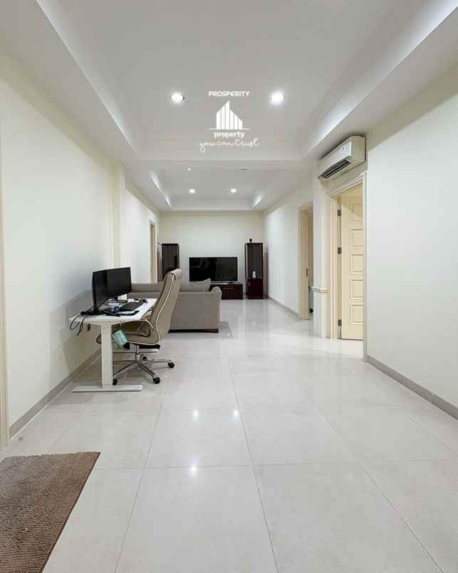 dijual rumah cluster scarlet the