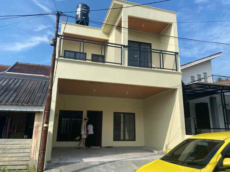 dijual rumah cluster venesia sentul city