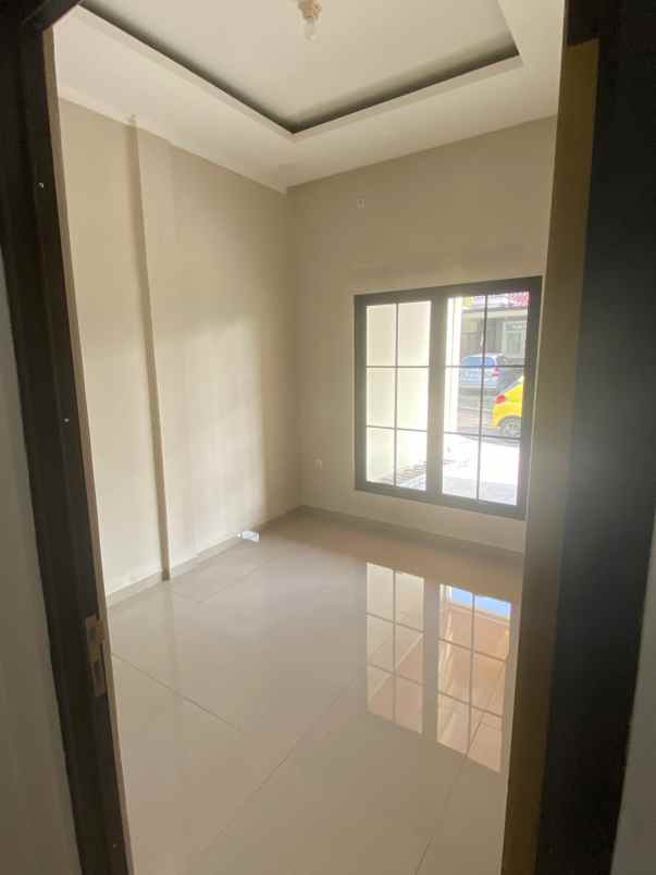 dijual rumah cluster venesia sentul city