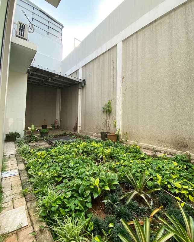 dijual rumah cluster vivaldi symphonia