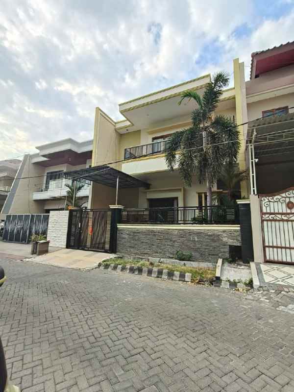 dijual rumah dharmahusada mas