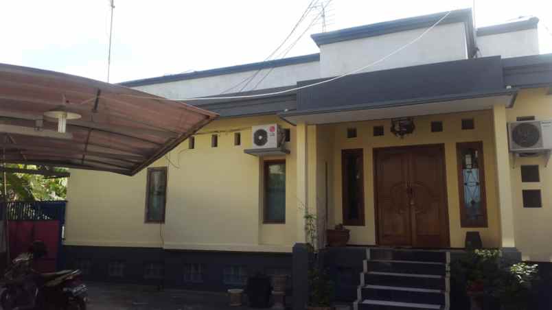 dijual rumah di area ubung gatsu subroto denpasar bali