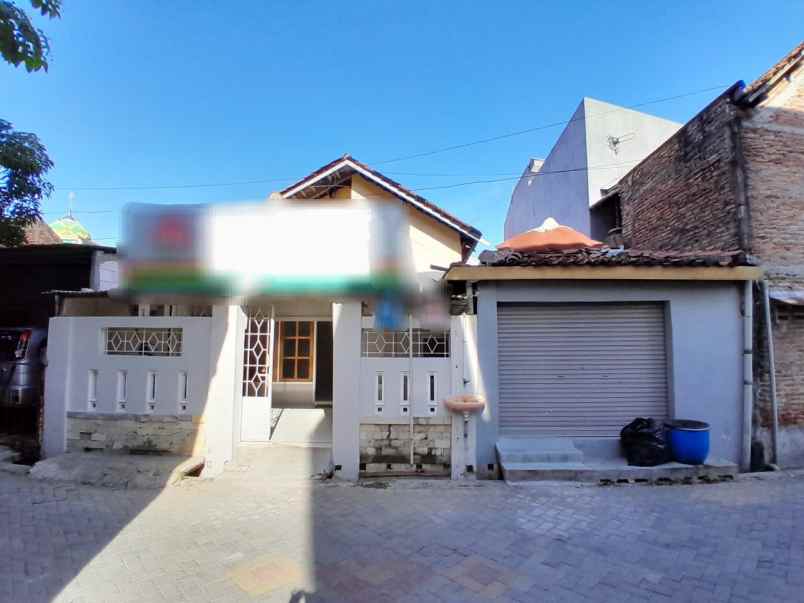 dijual rumah di kalicari palebon semarang