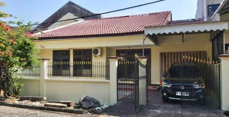 dijual rumah di klampis
