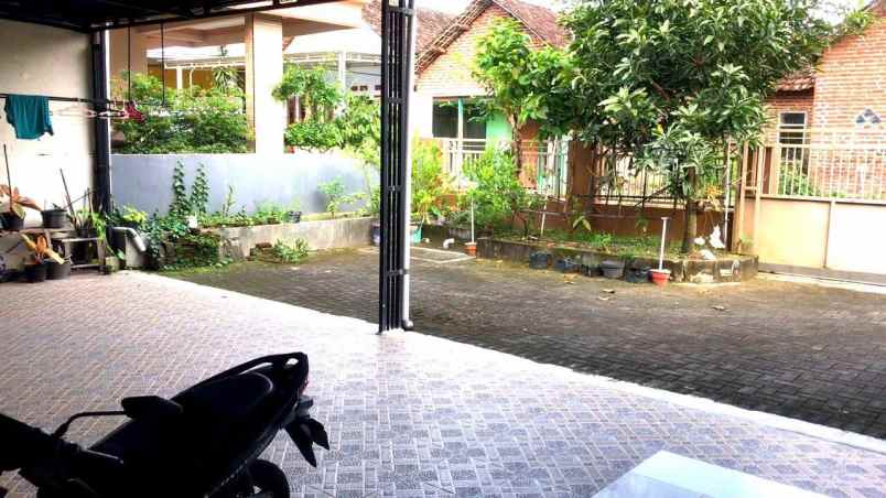 dijual rumah dijual rumah di jalan raya