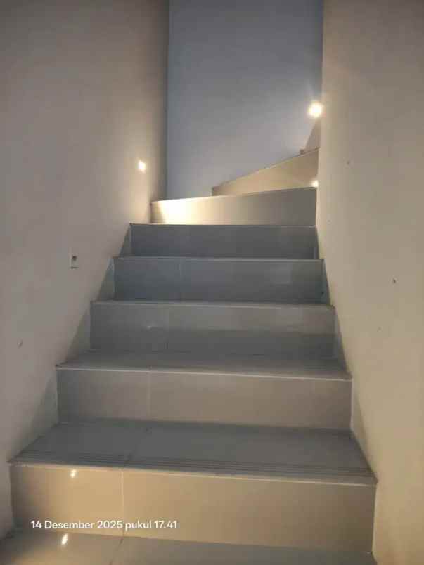 dijual rumah graha raya bintaro