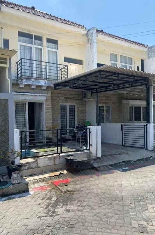 dijual rumah greenlake