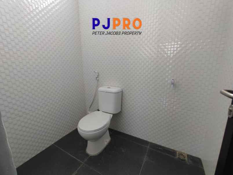 dijual rumah harapan indah 1