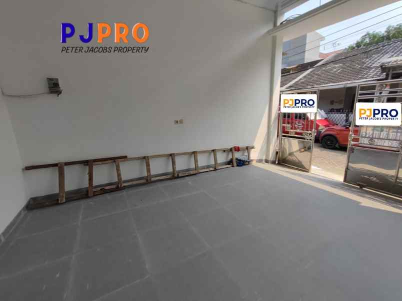 dijual rumah harapan indah 1