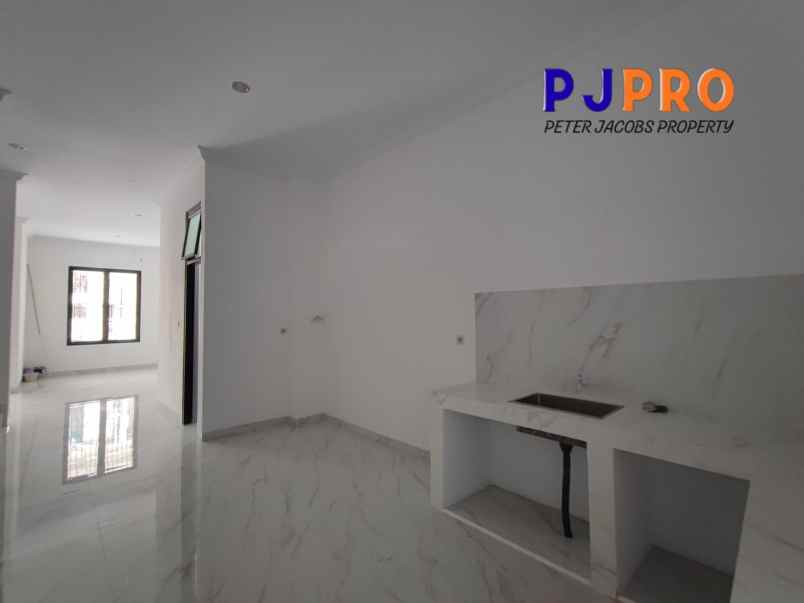 dijual rumah harapan indah 1