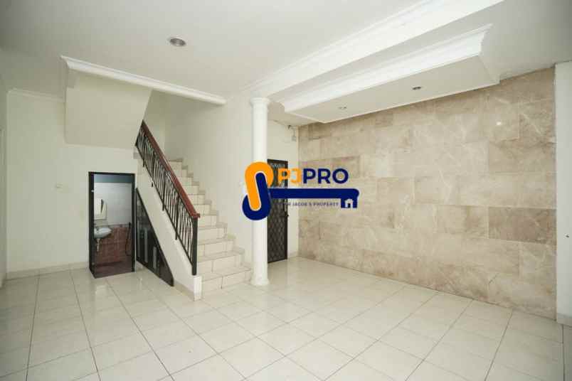 dijual rumah harapan indah 2 dalam cluster