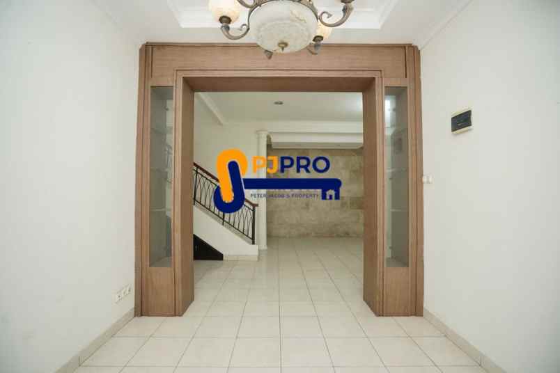 dijual rumah harapan indah 2 dalam cluster