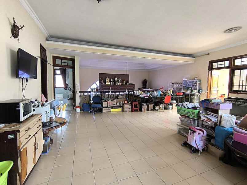 dijual rumah jalan cempaka putih tengah