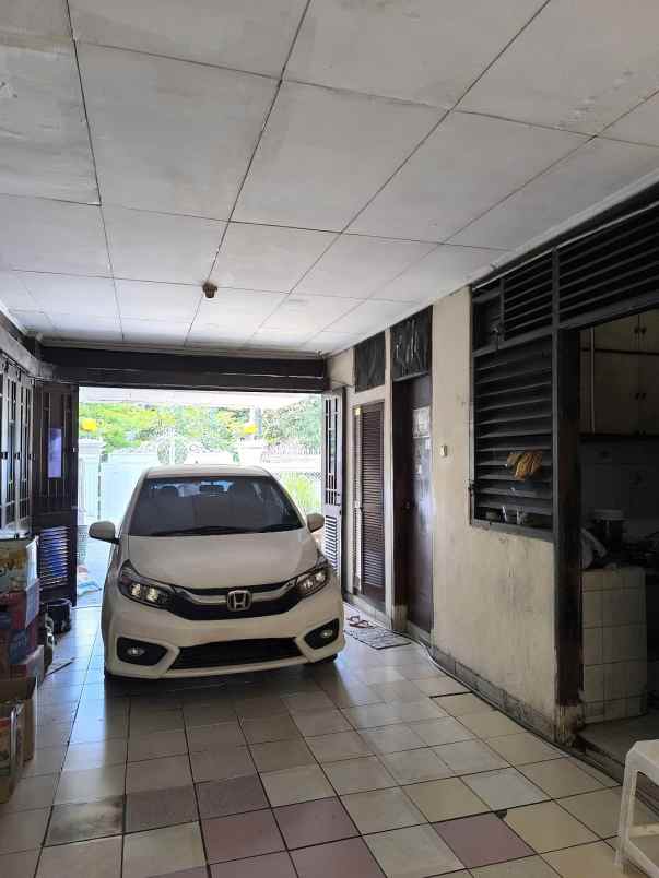 dijual rumah jalan cempaka putih tengah