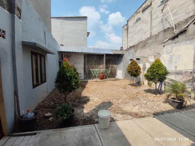 dijual rumah jalan kesadaran no 26