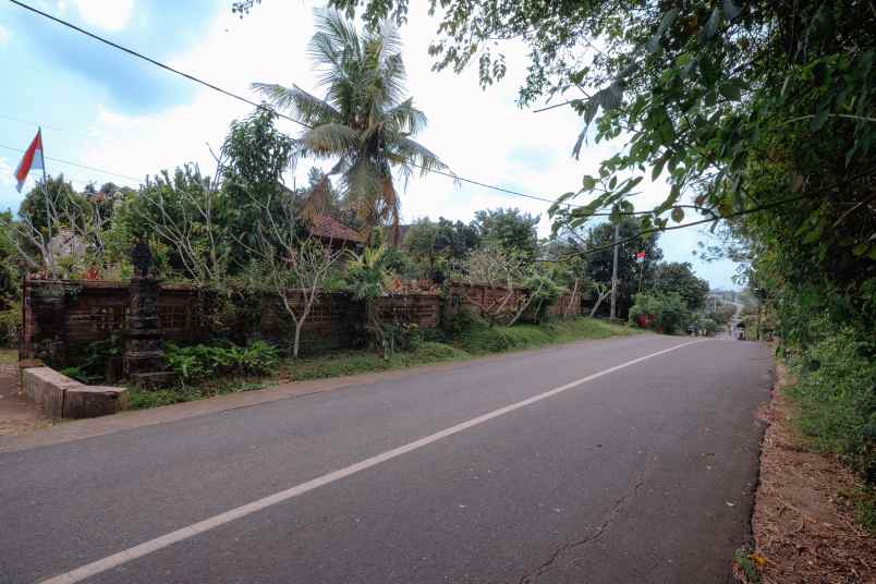 dijual rumah jalan matahari no 9