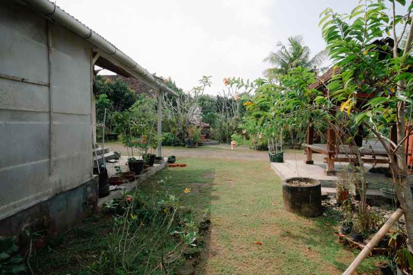 dijual rumah jalan matahari no 9