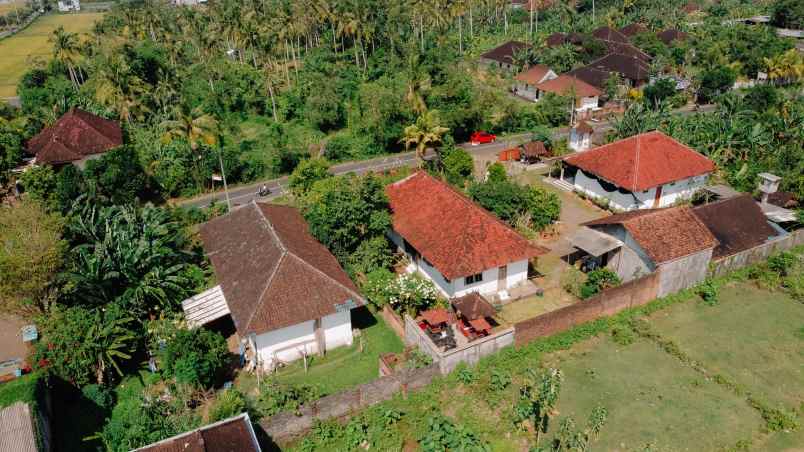 dijual rumah jalan matahari no 9