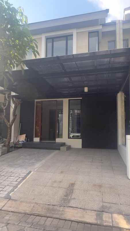 dijual rumah jalan north west hill