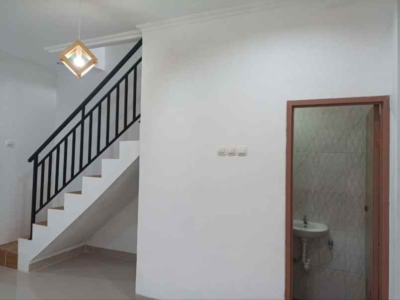 dijual rumah jalan penganten ali