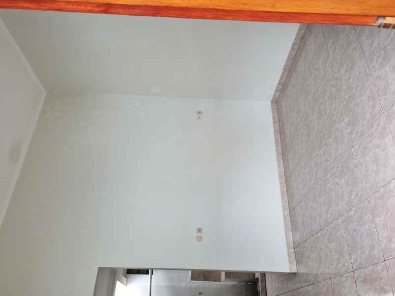 dijual rumah jalan raya cibeureum