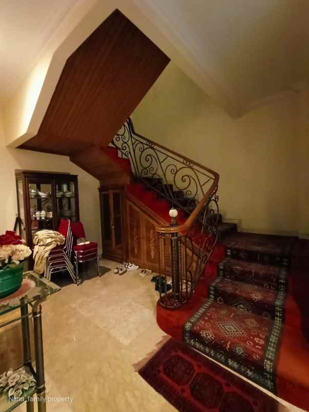 dijual rumah jalan raya cipete jakarta