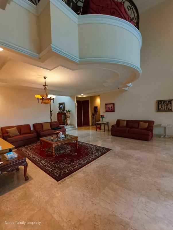 dijual rumah jalan raya cipete jakarta