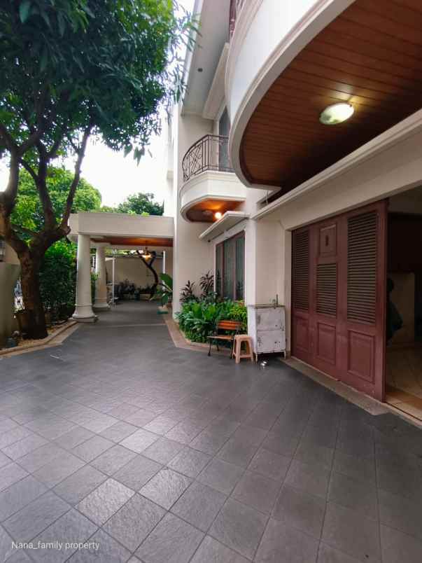 dijual rumah jalan raya cipete jakarta