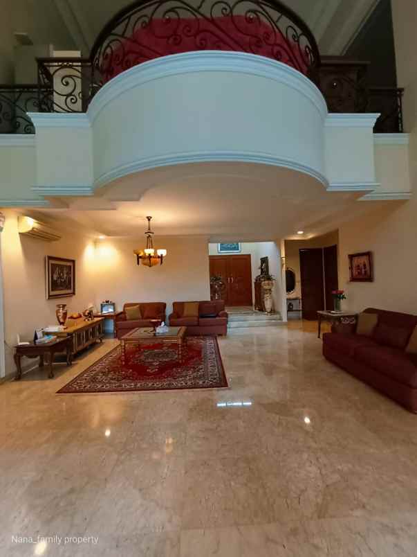 dijual rumah jalan raya cipete jakarta