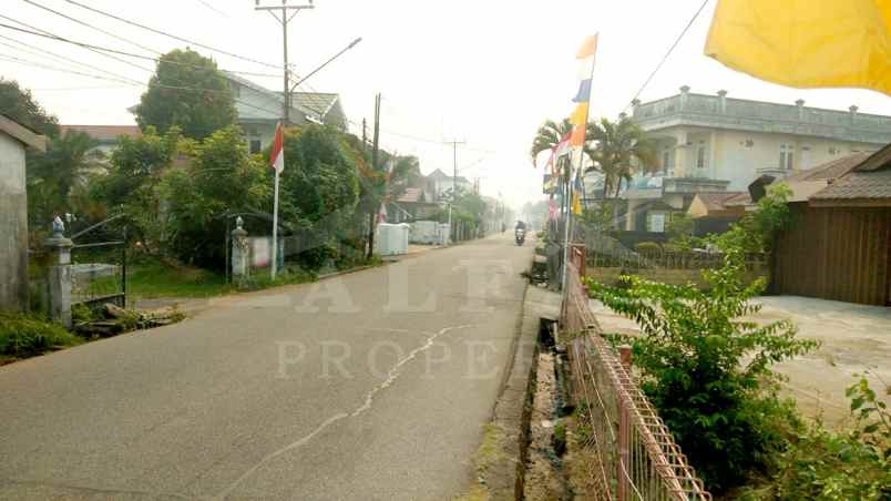 dijual rumah jalan surya
