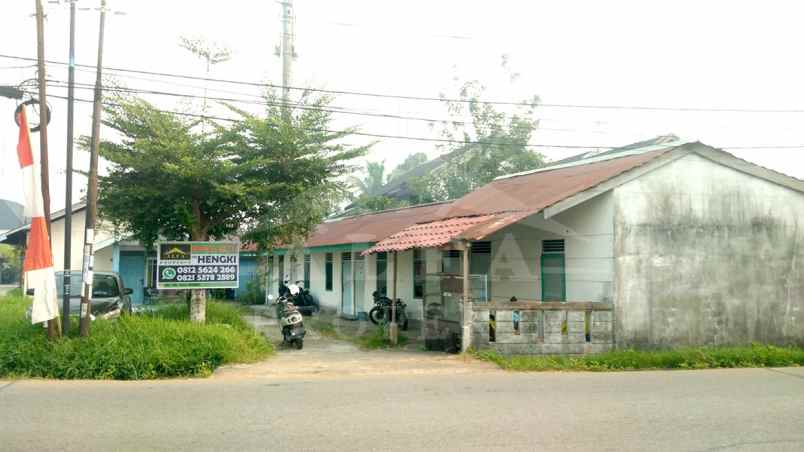 dijual rumah jalan surya
