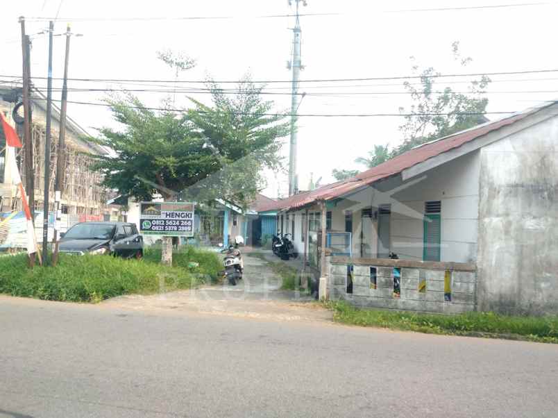 dijual rumah jalan surya