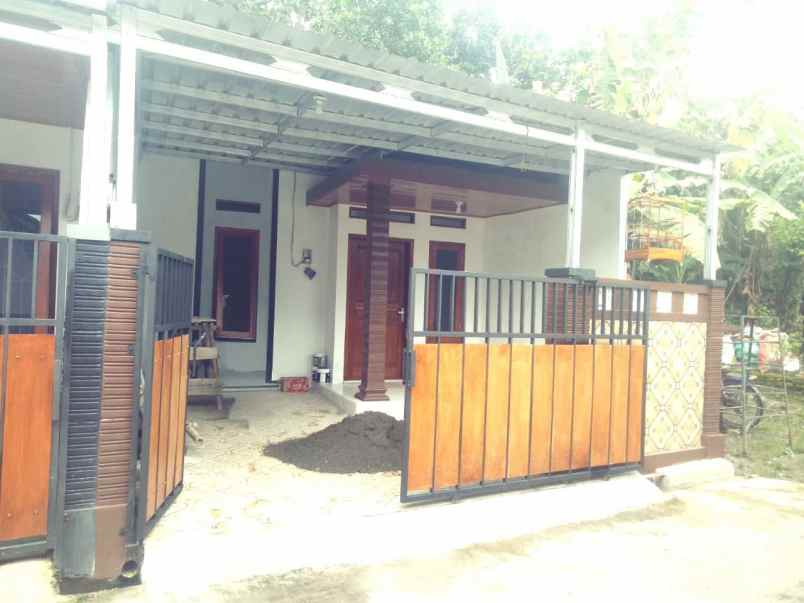 dijual rumah jati gatak sukoharjo