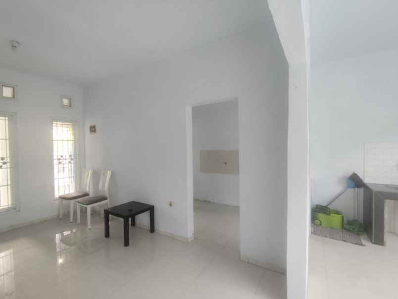 dijual rumah jatikramat indah