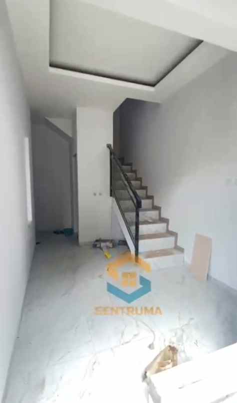 dijual rumah jatinegara kaum rawamangun